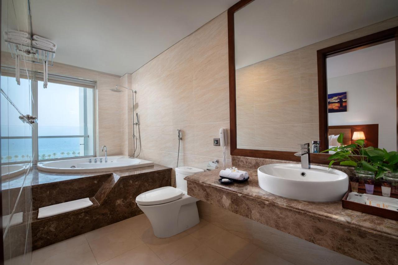 Premier Suite with Ocean View,1228561517:JPEG